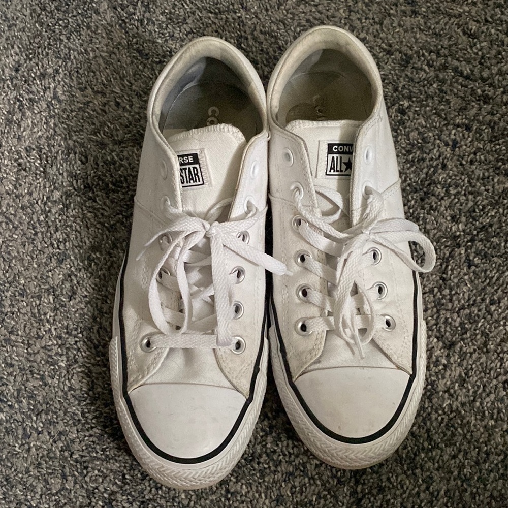 Low top converse.